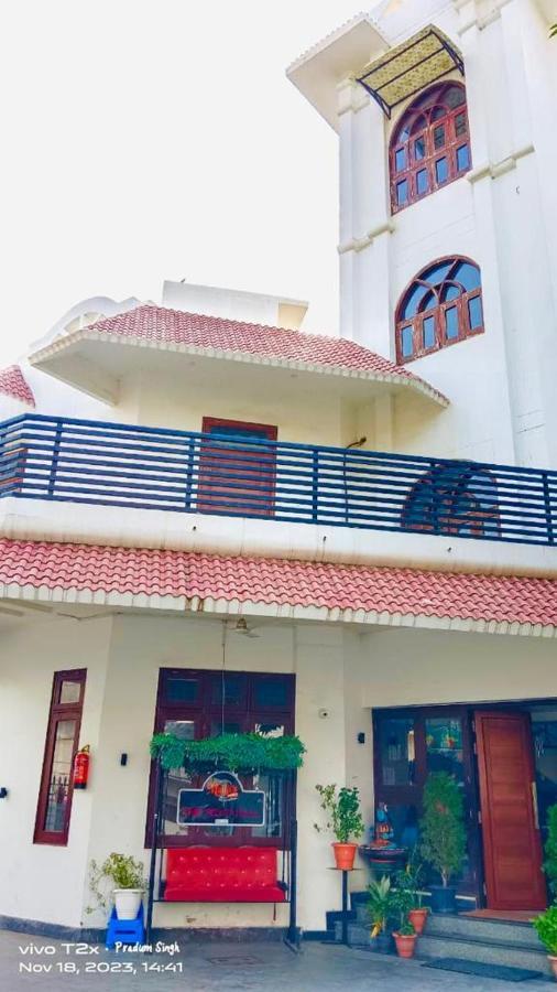 Mauji'S Villa Hotel & Guest House Prayagraj Exterior foto