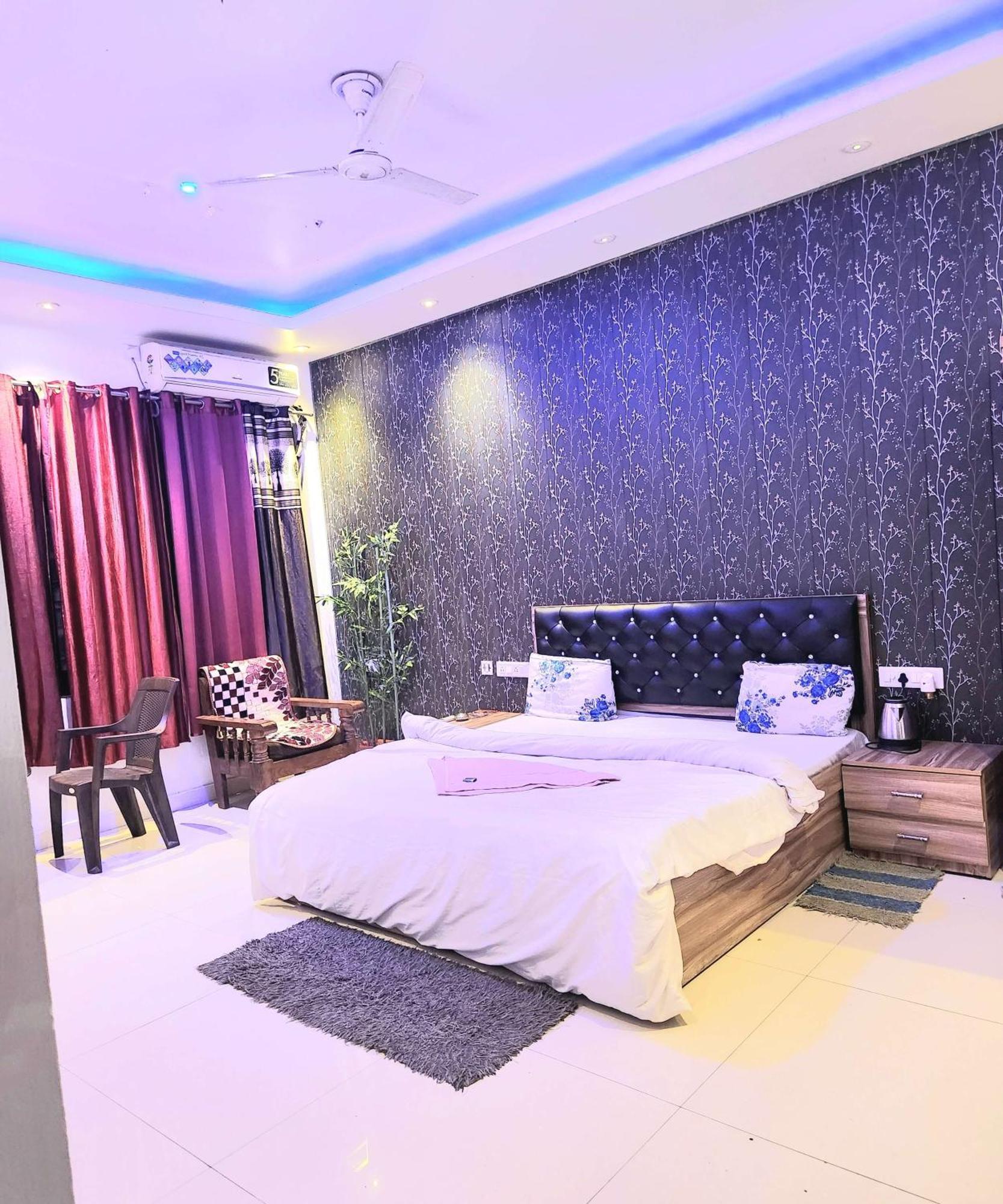 Mauji'S Villa Hotel & Guest House Prayagraj Exterior foto