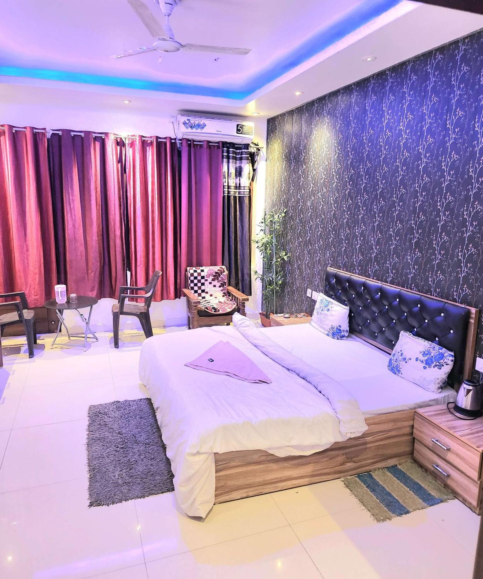Mauji'S Villa Hotel & Guest House Prayagraj Exterior foto